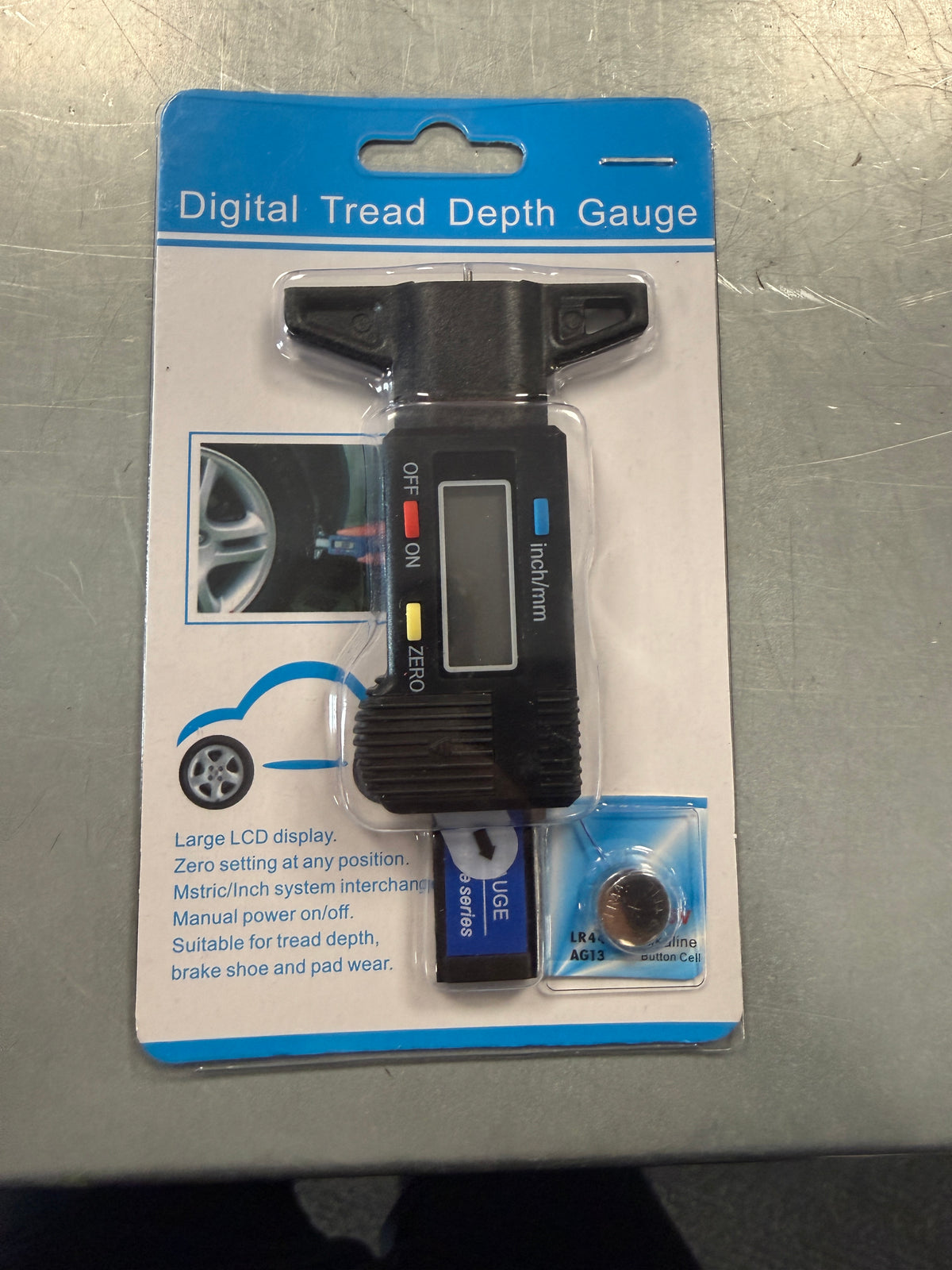 DIGITAL DEPTH TIRE GAUGE 690-603
